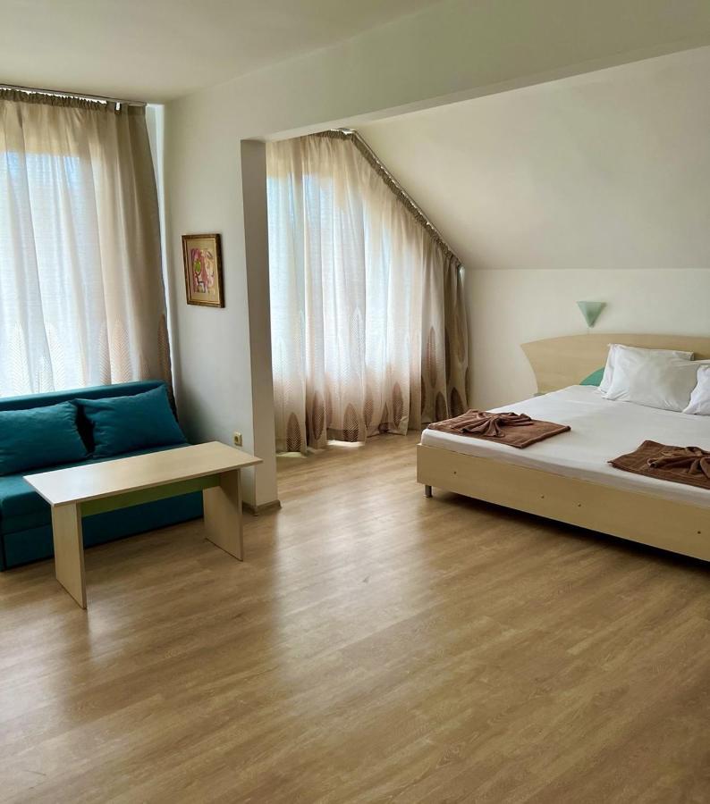 סאני ביץ' Family Hotel Magnolia מראה חיצוני תמונה