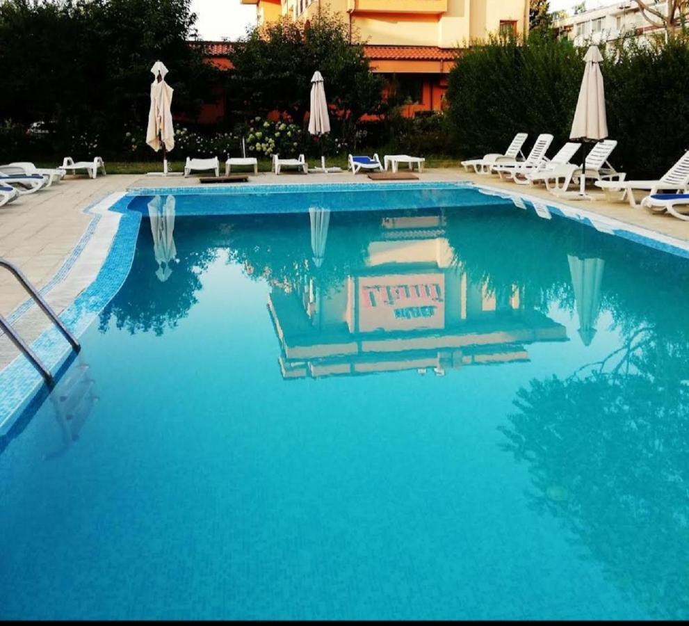 סאני ביץ' Family Hotel Magnolia מראה חיצוני תמונה