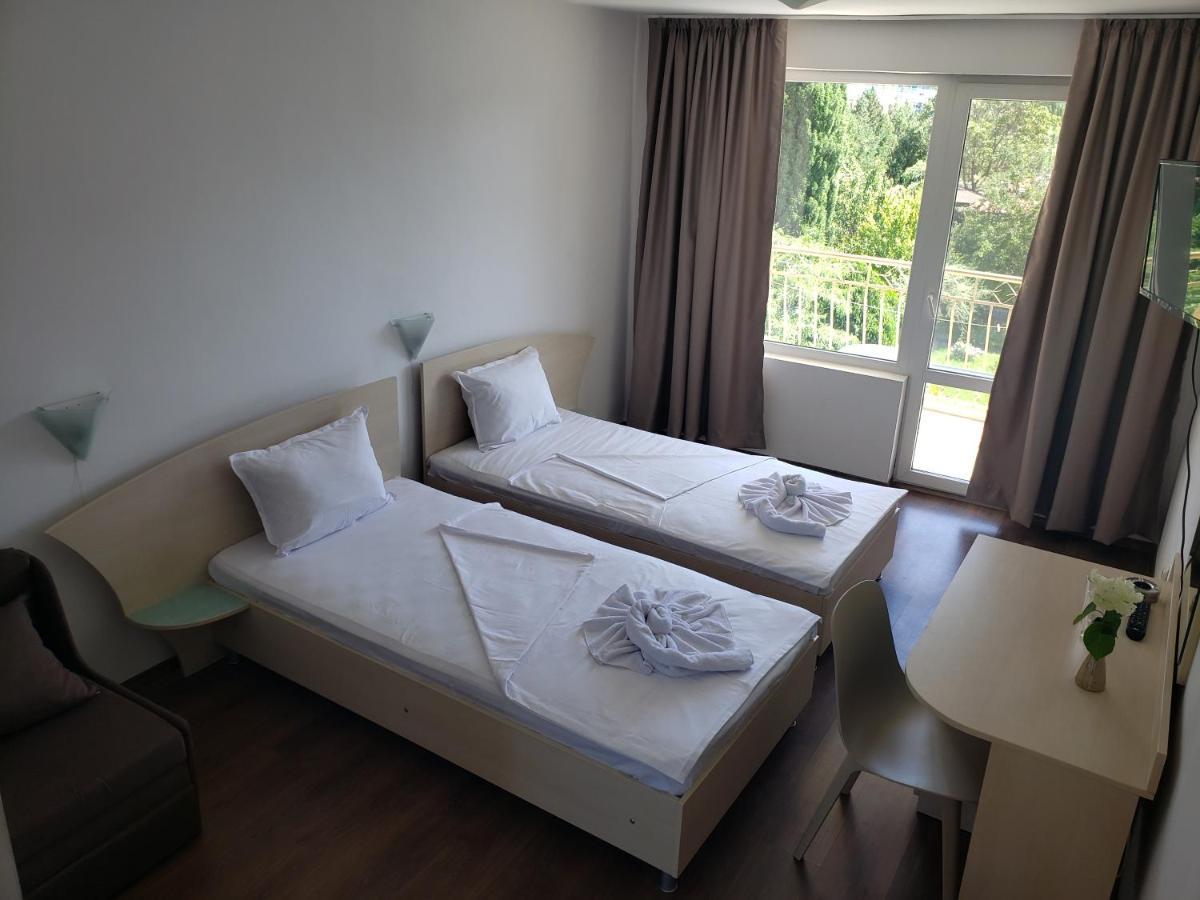 סאני ביץ' Family Hotel Magnolia מראה חיצוני תמונה