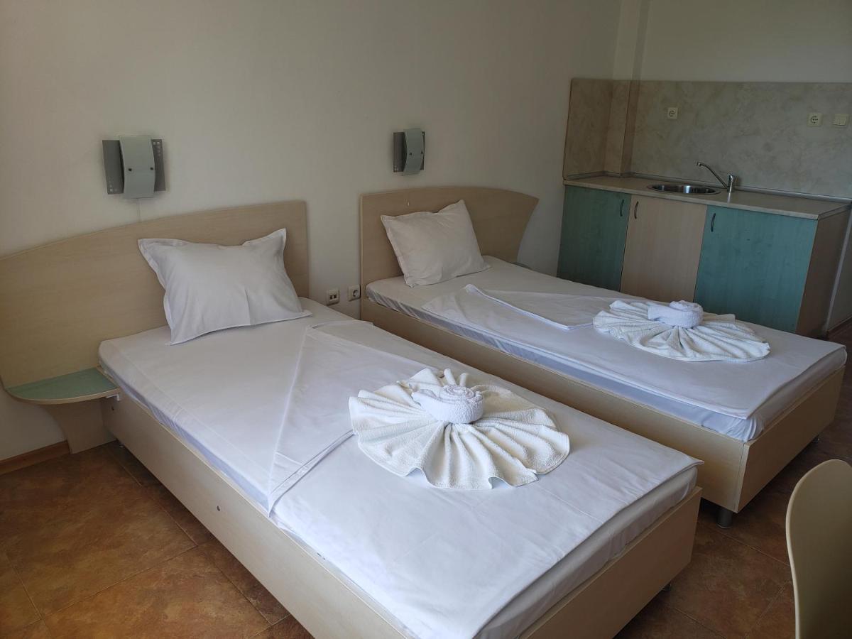 סאני ביץ' Family Hotel Magnolia מראה חיצוני תמונה
