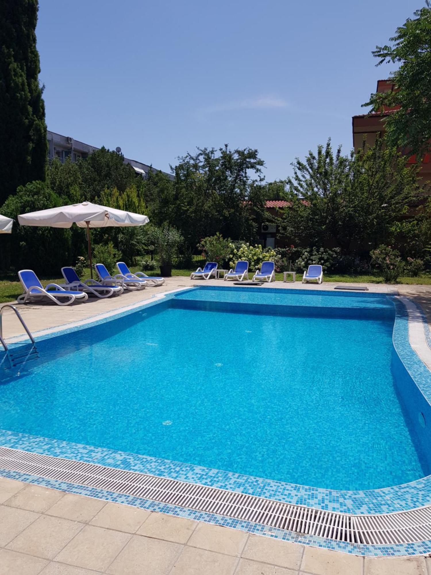 סאני ביץ' Family Hotel Magnolia מראה חיצוני תמונה